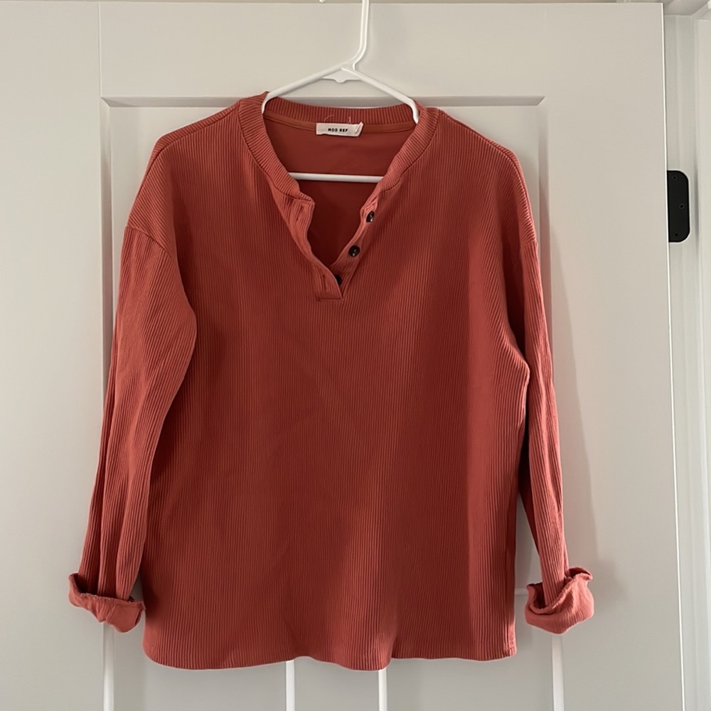 Mod Ref Red/Orange Top - Picture 2 of 3